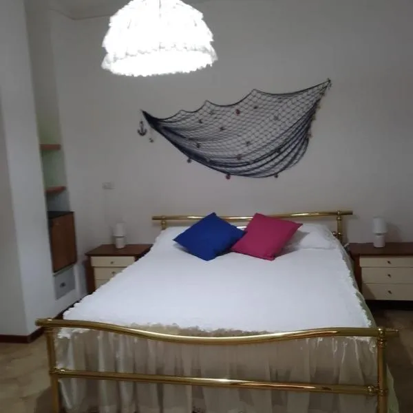 Palazzo tre palme, hotel in Follonica