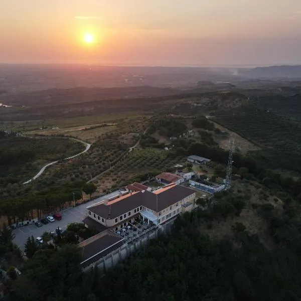 Ardenica Boutique Hotel, hotel v destinaci Kolonjë