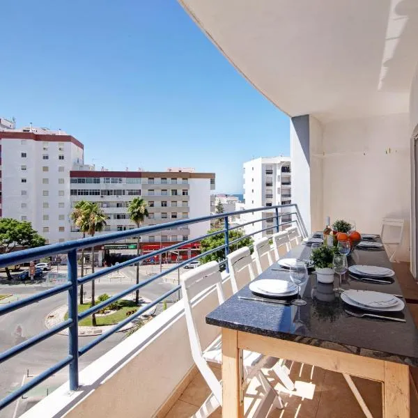 Quarteira Beach ii, hotel in Quarteira