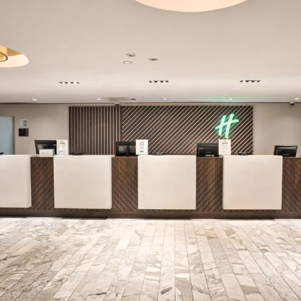 Holiday Inn Toronto Downtown Centre by IHG, hotel di Toronto
