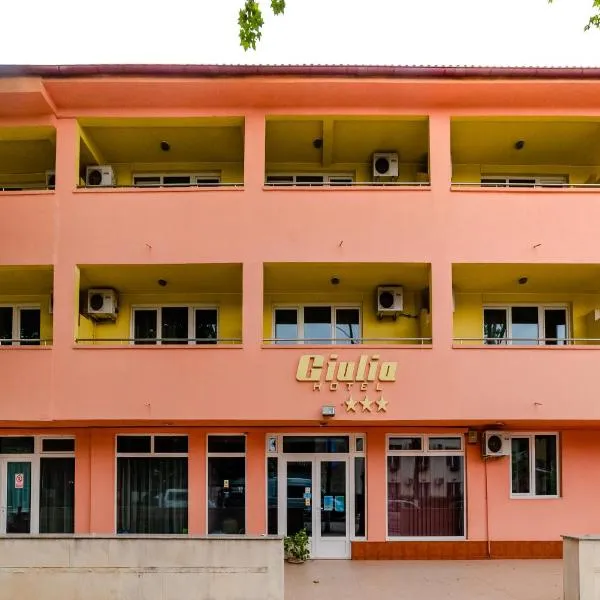 Hotel Giulia, khách sạn ở Eforie Nord