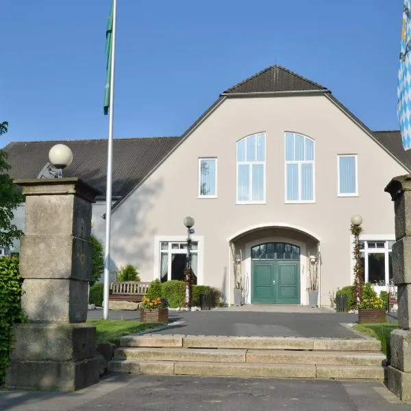Golfhotel Fahrenbach, hotel v destinaci Tröstau