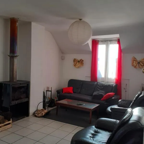 Appartement spacieux et lumineux, hotel en Issor