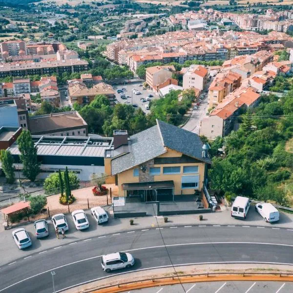 HOTEL LA CABANA BERGA, hotel in Gironella