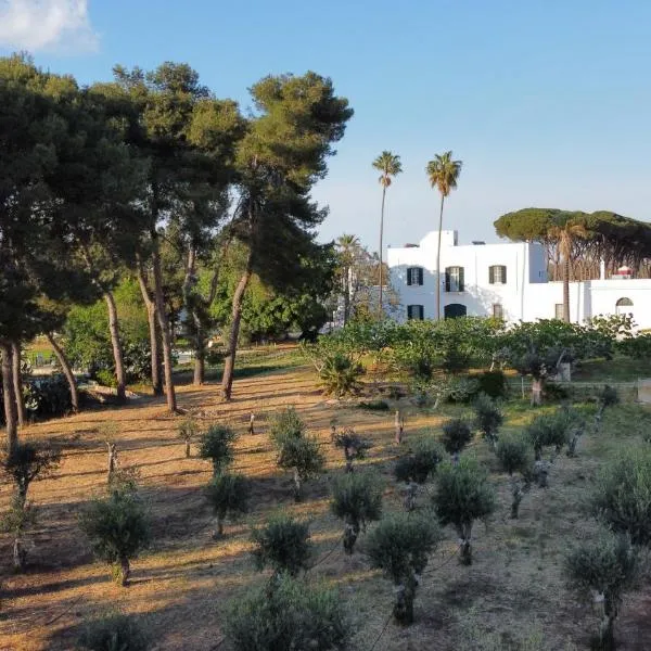Masseria Filippo de Raho - Agri Bio Relais, hotel v destinaci Convento