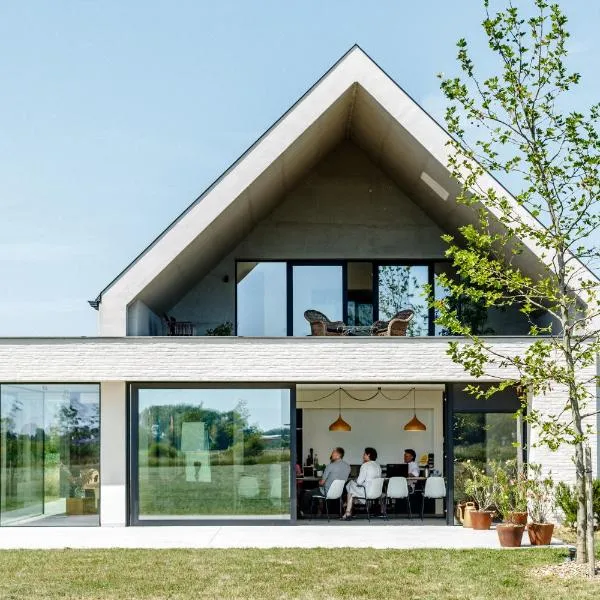 Vakantiewoning Leie Lodge, hotel di Zulte
