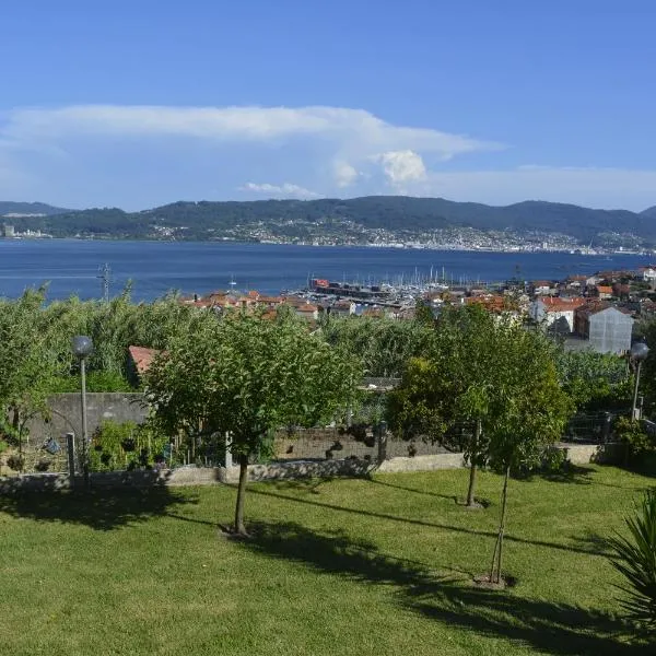 Casa en COMBARRO, hotel in Pontevedra