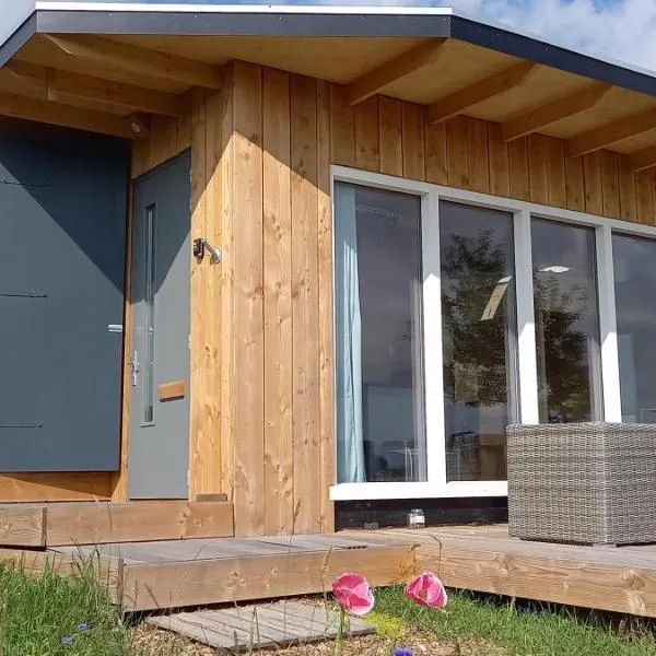 Tiny house het Polderhuisje, hotel v destinaci Streefkerk