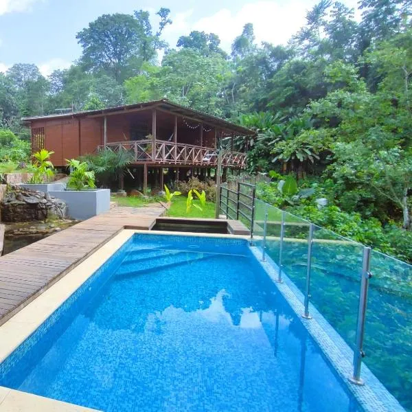 Eden Valley Ecolodge and Farming, hotel v destinaci Madalena