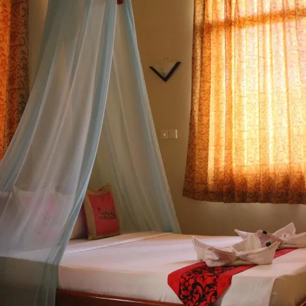 Viesnīca Golden Noura Villa-Pub & Restaurant Pnompeņā