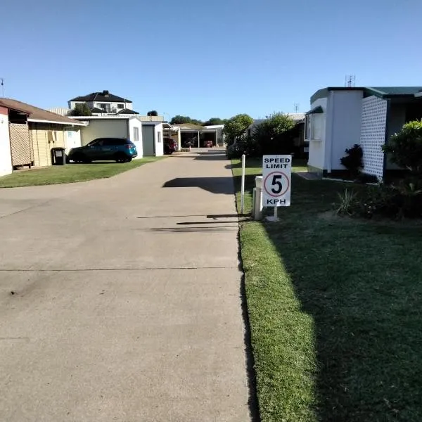 Leander Reef Holiday Park, hotel in Dongara