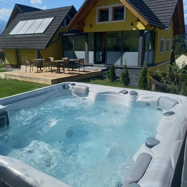 Romantic Mountain Chalet and SPA Tubej, Hotel in Bohinj