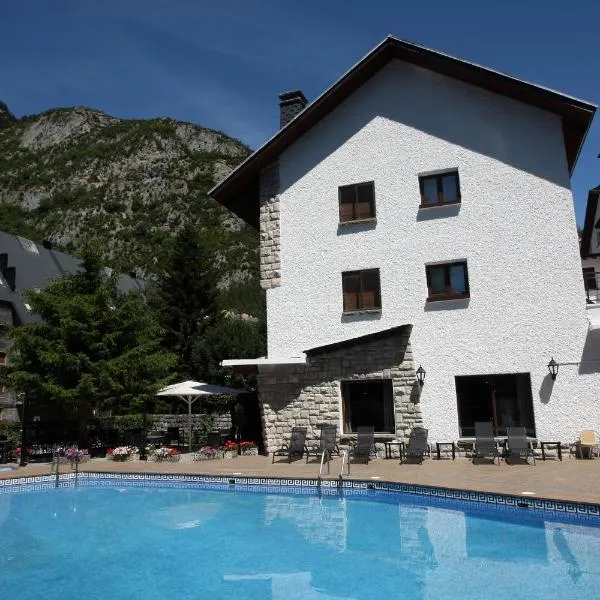 Hotel & Spa Real Villa Anayet, hotel v destinaci Canfranc-Estación