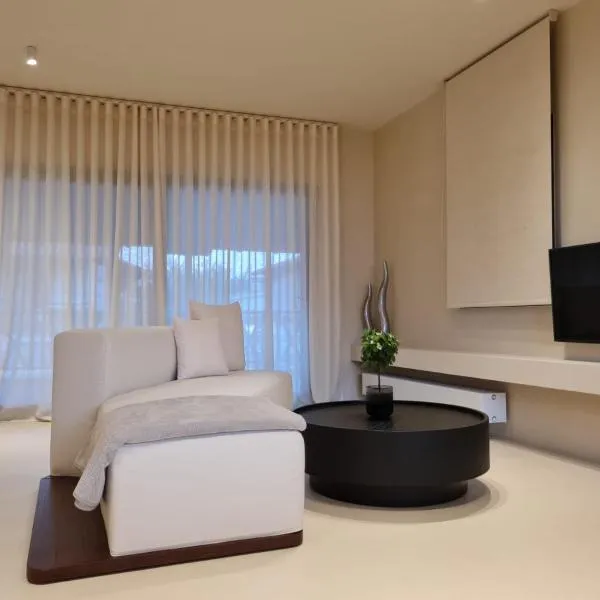 Ammos ikia, hotel v destinaci Ouranoupoli