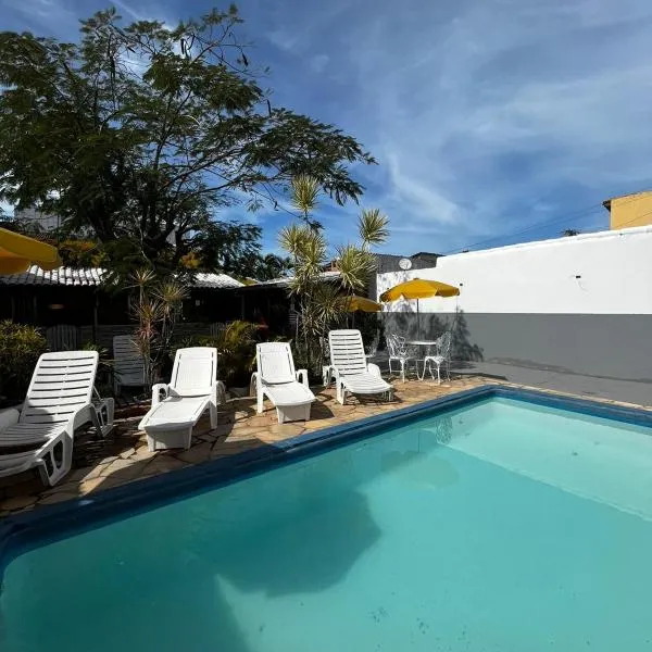 Suites Sol de Inverno Itaipuaçu, готель у місті Ітаіпуасу