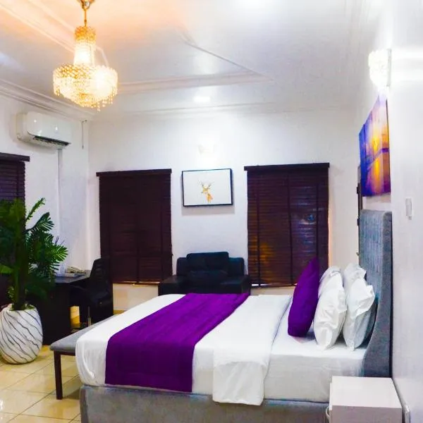 J Gibson Hotel, hotel v destinácii Lagos
