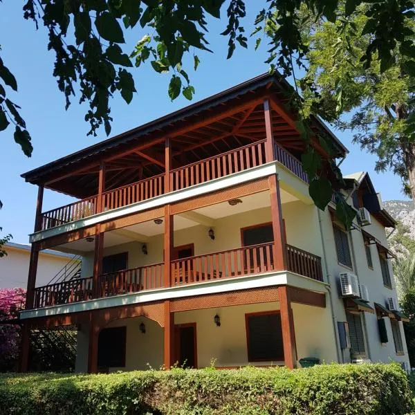 Pinea Pansiyon, hotel v destinaci Kemer