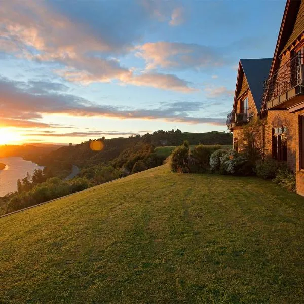 Lake Karapiro Lodge, hotel v destinaci Tirau