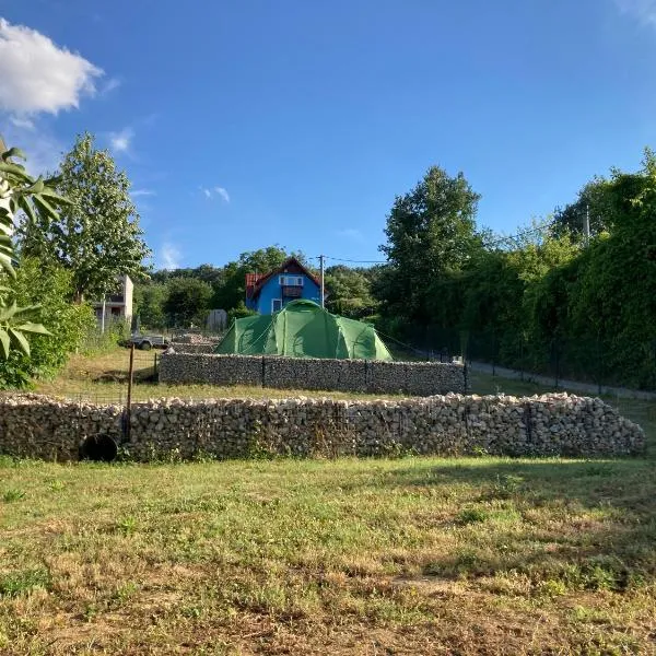 GABION GARDEN, hotel v Podhájské