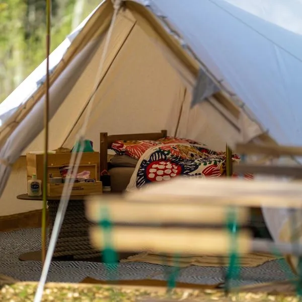 Naturally Glamping, hotel v destinaci Kingsteignton
