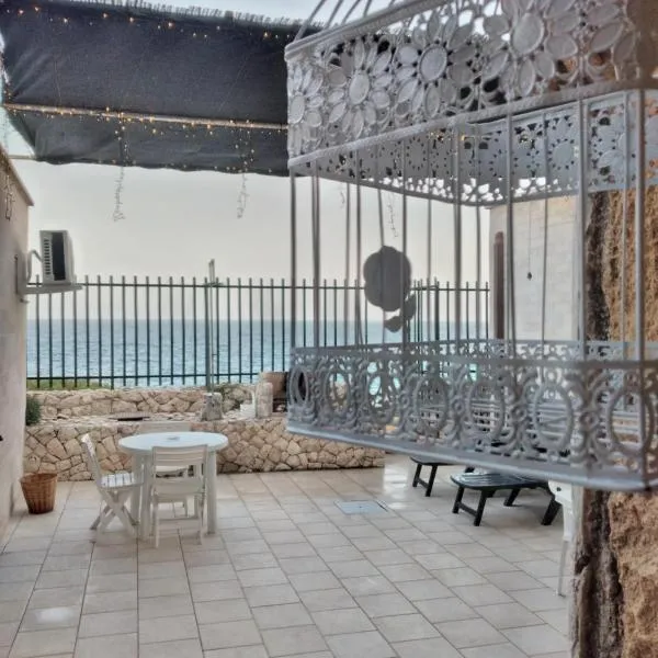 Punta Correnti Seaview Apartments, Castro Marina, hotel v destinaci Castro di Lecce