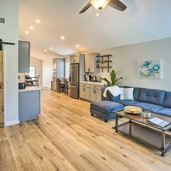 Sunny Orange County Abode with Fire Pit and Backyard!, hotel in Mission Viejo