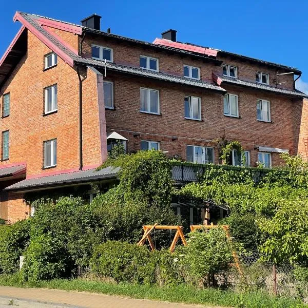 Ruda Cegła - 250m do Plaży - Komfort, Cisza i Wygoda, hotel v destinácii Karwia