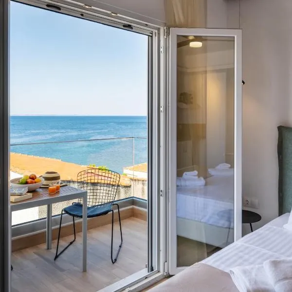 Aiora Suites, hotel v destinaci Psakoudia