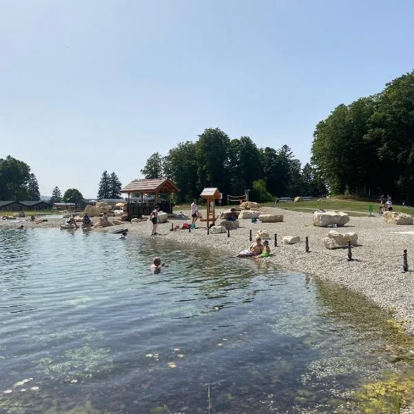 la Cibourg, Centre de vacances, hotel in Le Paquier