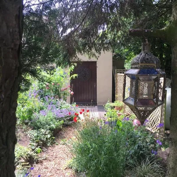 The Jewel in the Crown, countryside escape – hotel w mieście Rushton Spencer