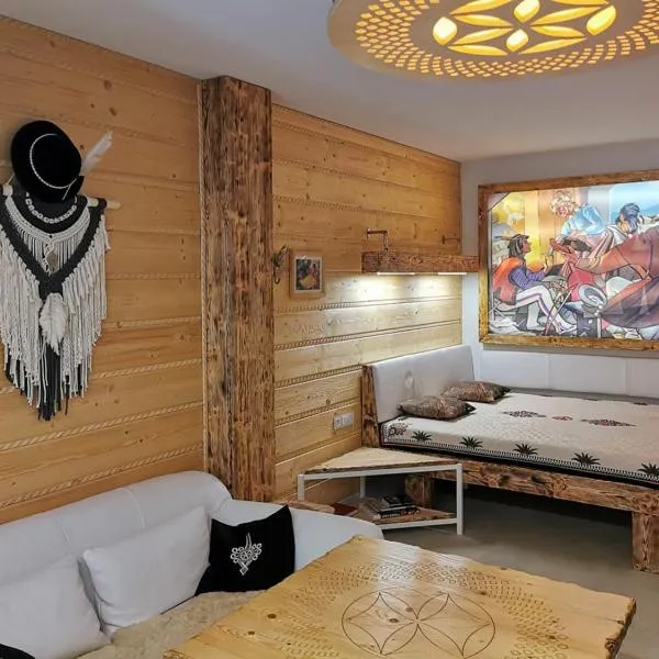 Apartament Art Mountain、ヤボルキのホテル