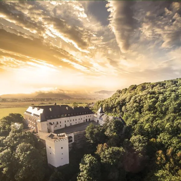 Hotel Grand Vígľaš, viešbutis mieste Zvolenas