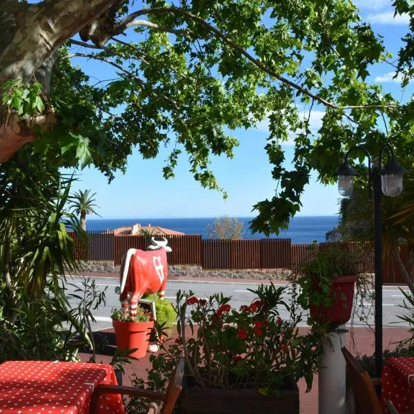 Hotel Le Patio – hotel w mieście Théoule-sur-Mer