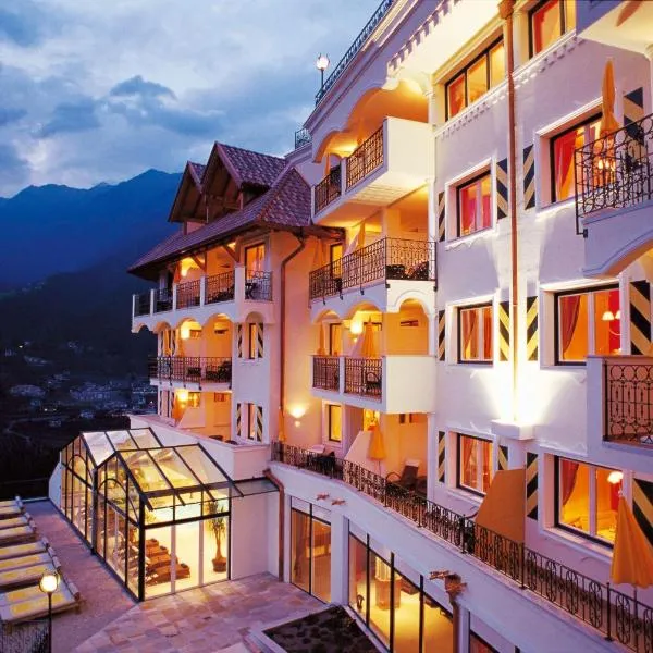 Hotel Finkennest - Panoramic Garden Resort, hotel Schennában