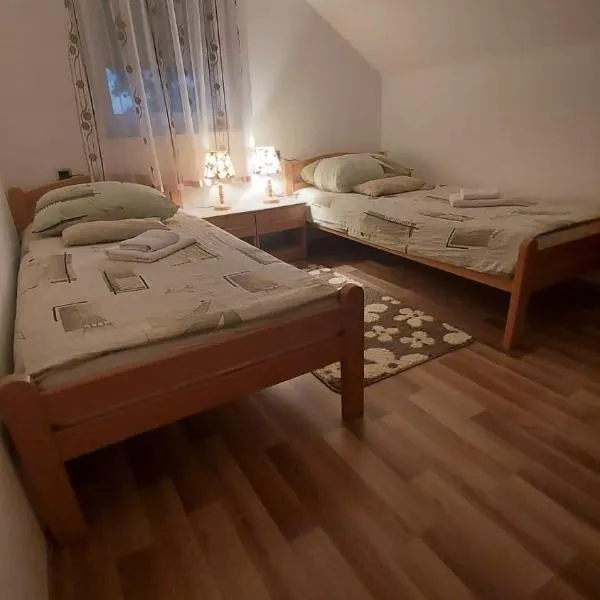 Apartment Slap、ラコヴィツァのホテル