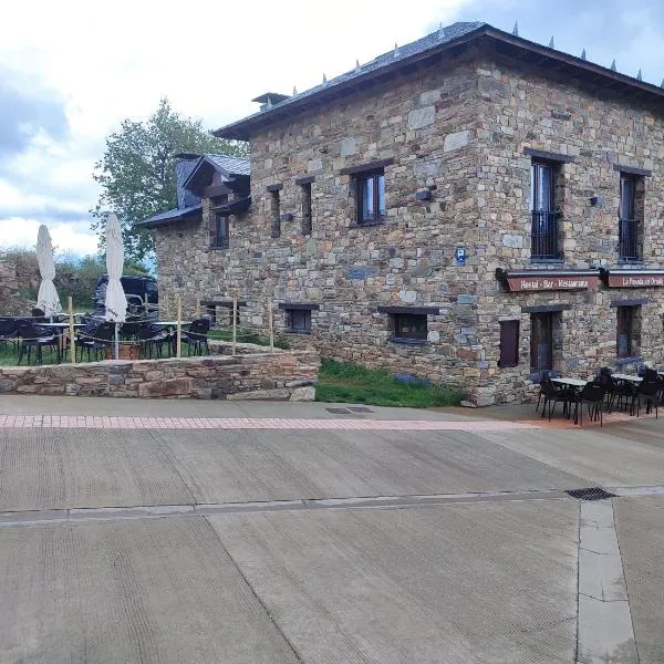 La Posada del Druida, hotel in El Acebo de San Miguel