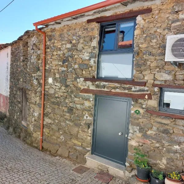 O Palheirinho - Turismo Rural - Bragança, hotell i Mós