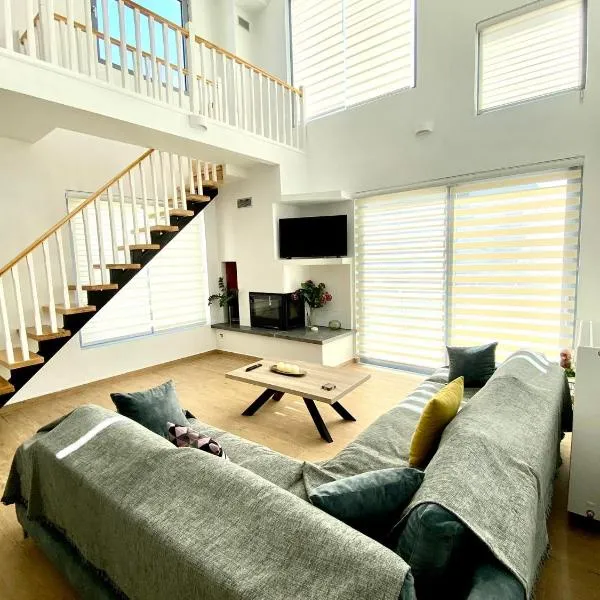 Loft House Zante, hotel v destinaci Argasi