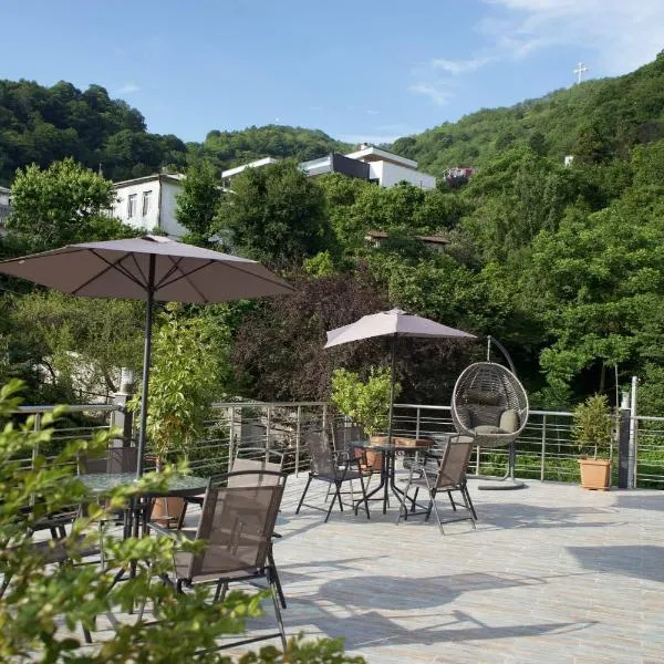 nira hotel, hotel v destinaci Gonio