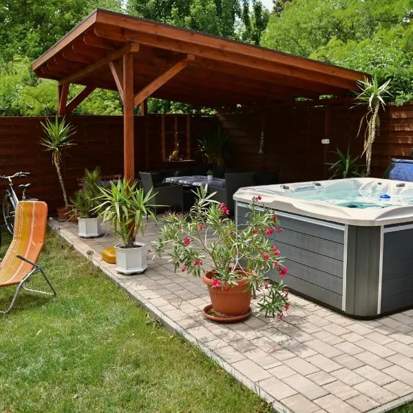 Villa Terrazza, hotel v destinaci Balatongyörök
