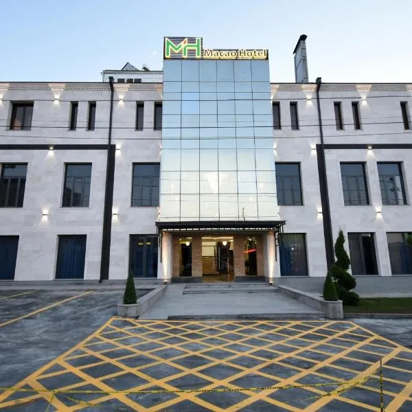 Macao Hotel, hotel v Jerevanu