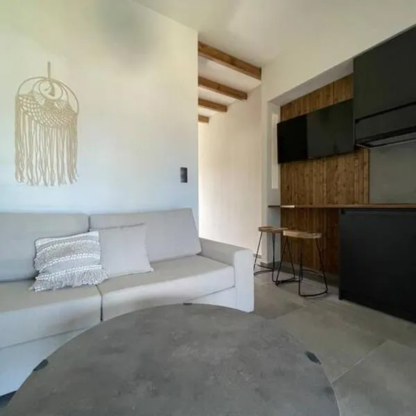 Aellw cozy apartment 2, ξενοδοχείο σε Néa Thésis