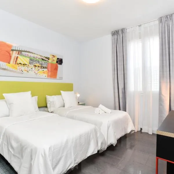 Hotel Kuve Marbella，馬貝拉的飯店