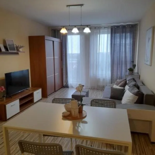 Apartament z Garażem blisko Lotniska, hotel em Piaseczno