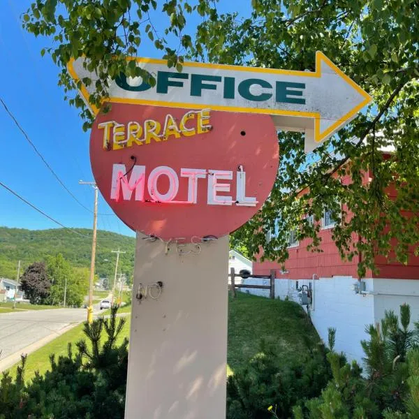 머니싱에 위치한 호텔 The Terrace Motel