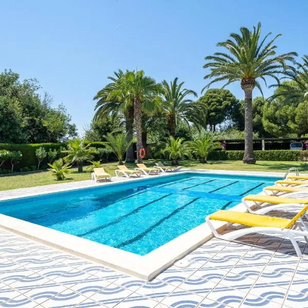 Complejo Colibri 8, hotel v destinaci Cambrils