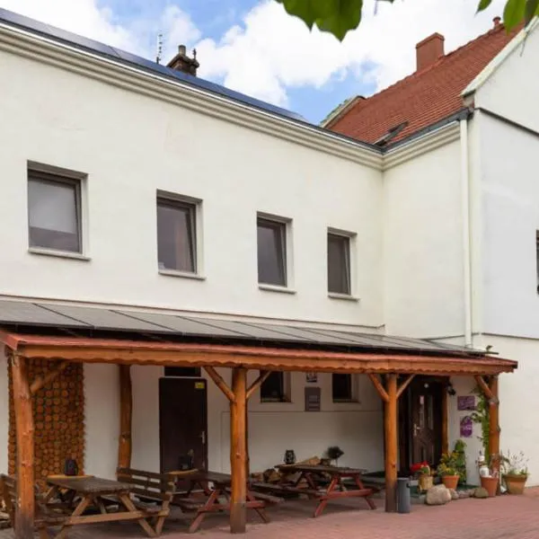 Bike Hostel&Camp, hotel en Bronowice