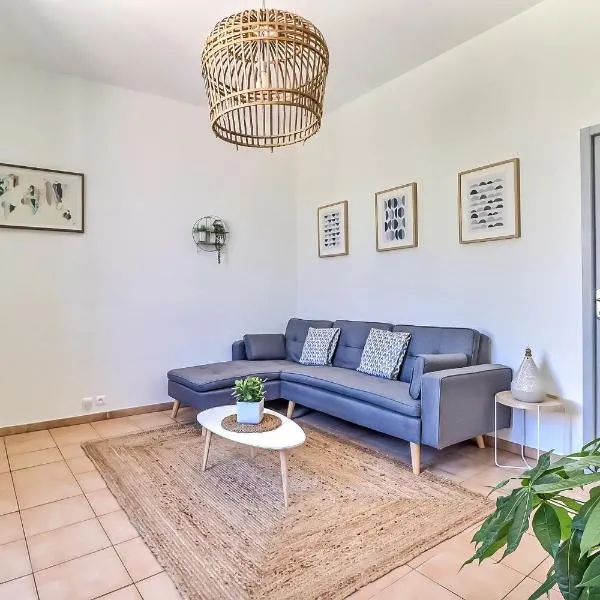 LE REGORDANE - Appartement entier aux portes de la Camargue โรงแรมในแซ็ง จิลส์