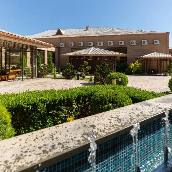 La Defense Hotel Yerevan, hotel v Jerevanu