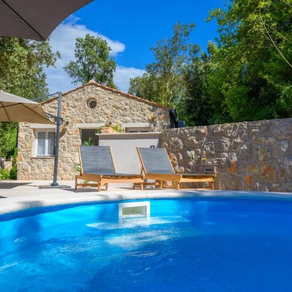 STONE HOUSE LEANI, hotel v destinaci Sveti Jakov